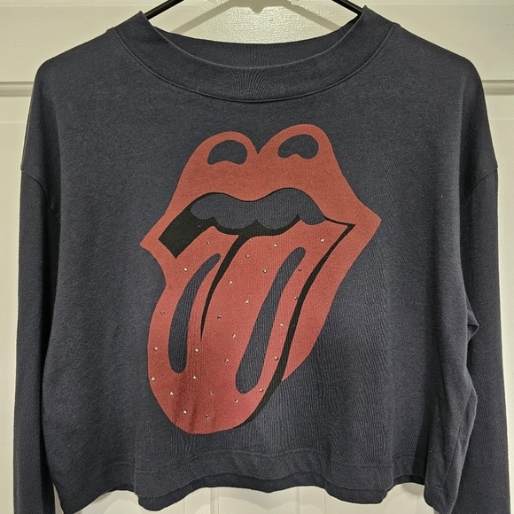 AE Rolling Stones Cropped Long Sleeve Graphic T-Shirt Charcoal Grey Size XS - Picture 1 of 9